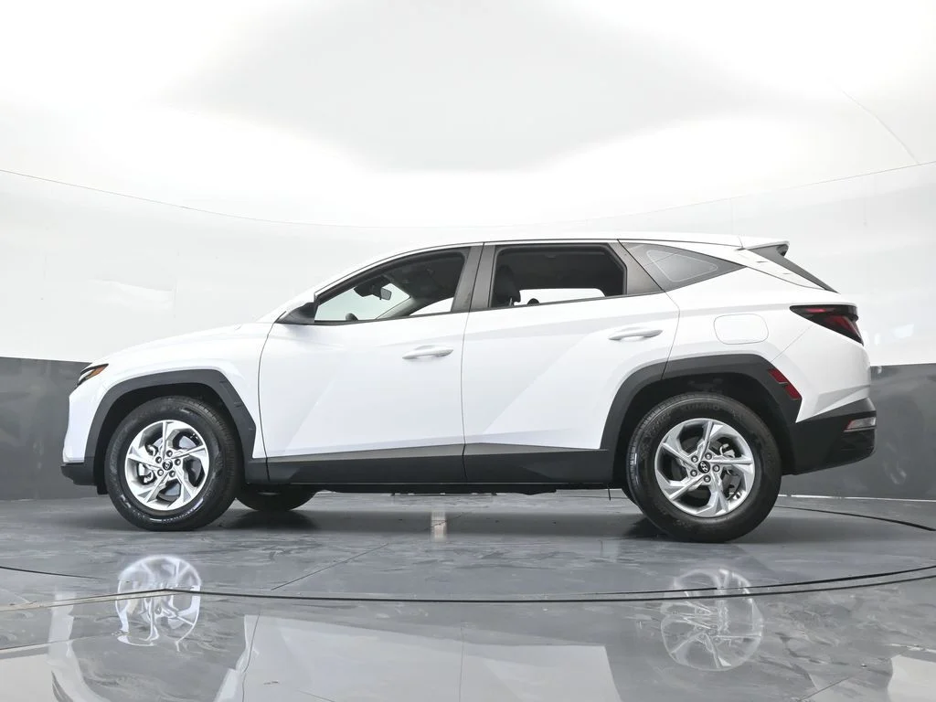 Used 2024 White Pearl Hyundai SE image 50