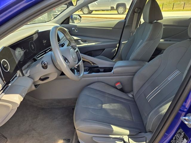 Used 2025 Blue Hyundai SEL Convenience image 18