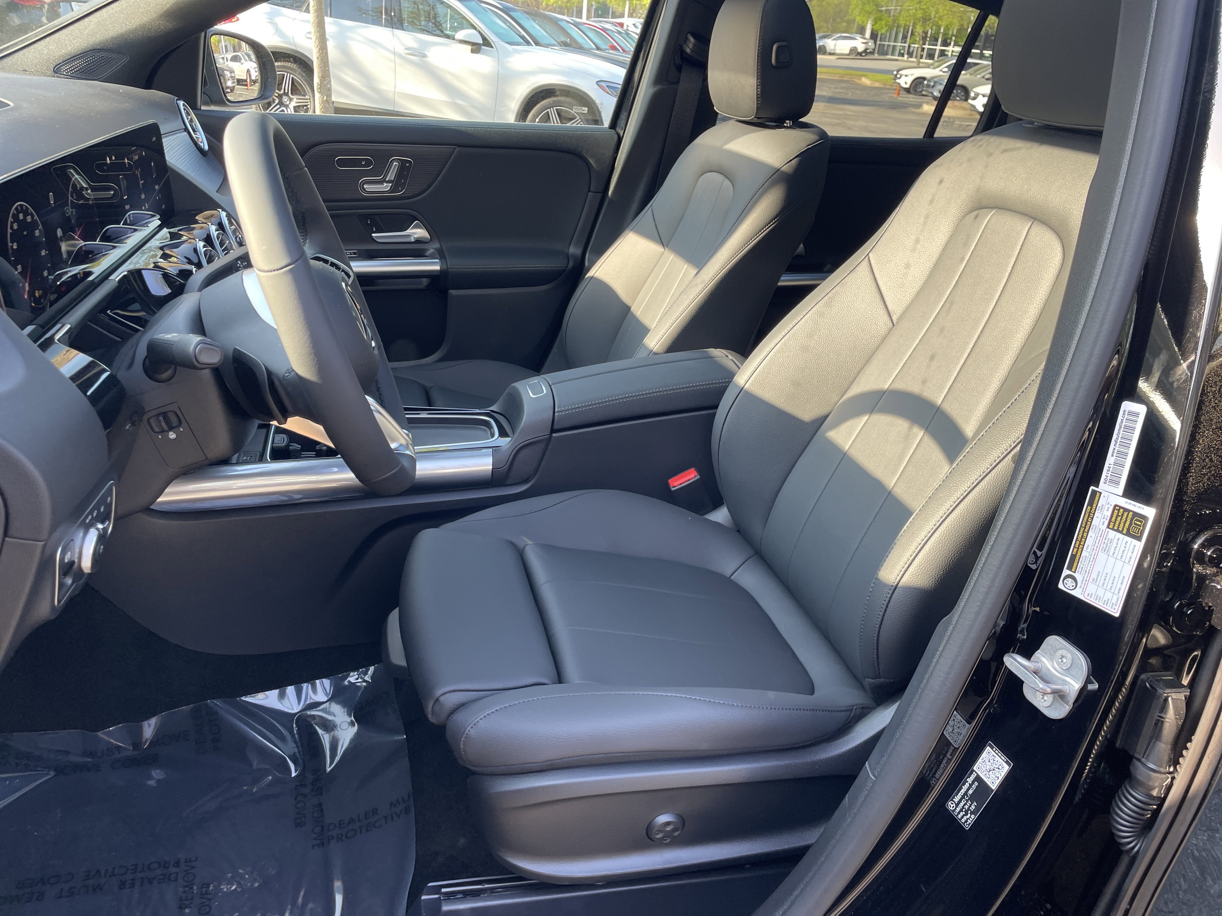 New 2026 Night Black Mercedes-Benz GLA 250 SUV image 19