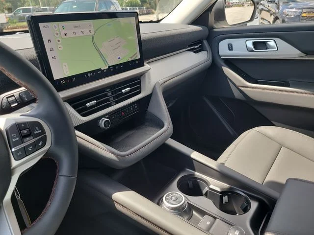 New 2026 White Metallic Ford Active image 23