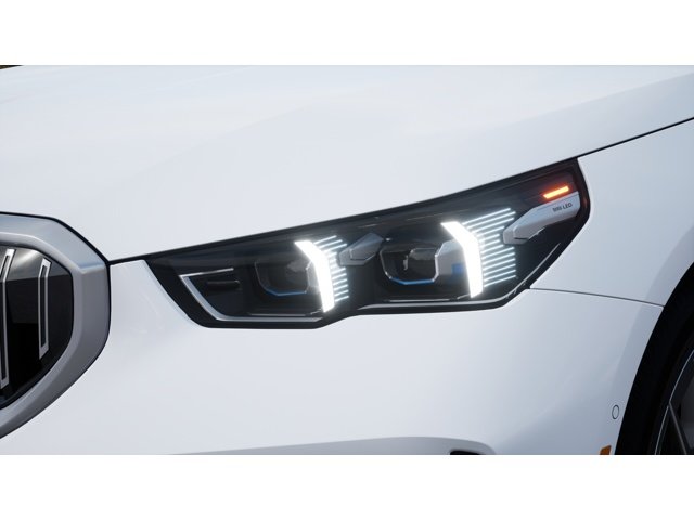 New 2027 Alpine White BMW eDrive40 image 6