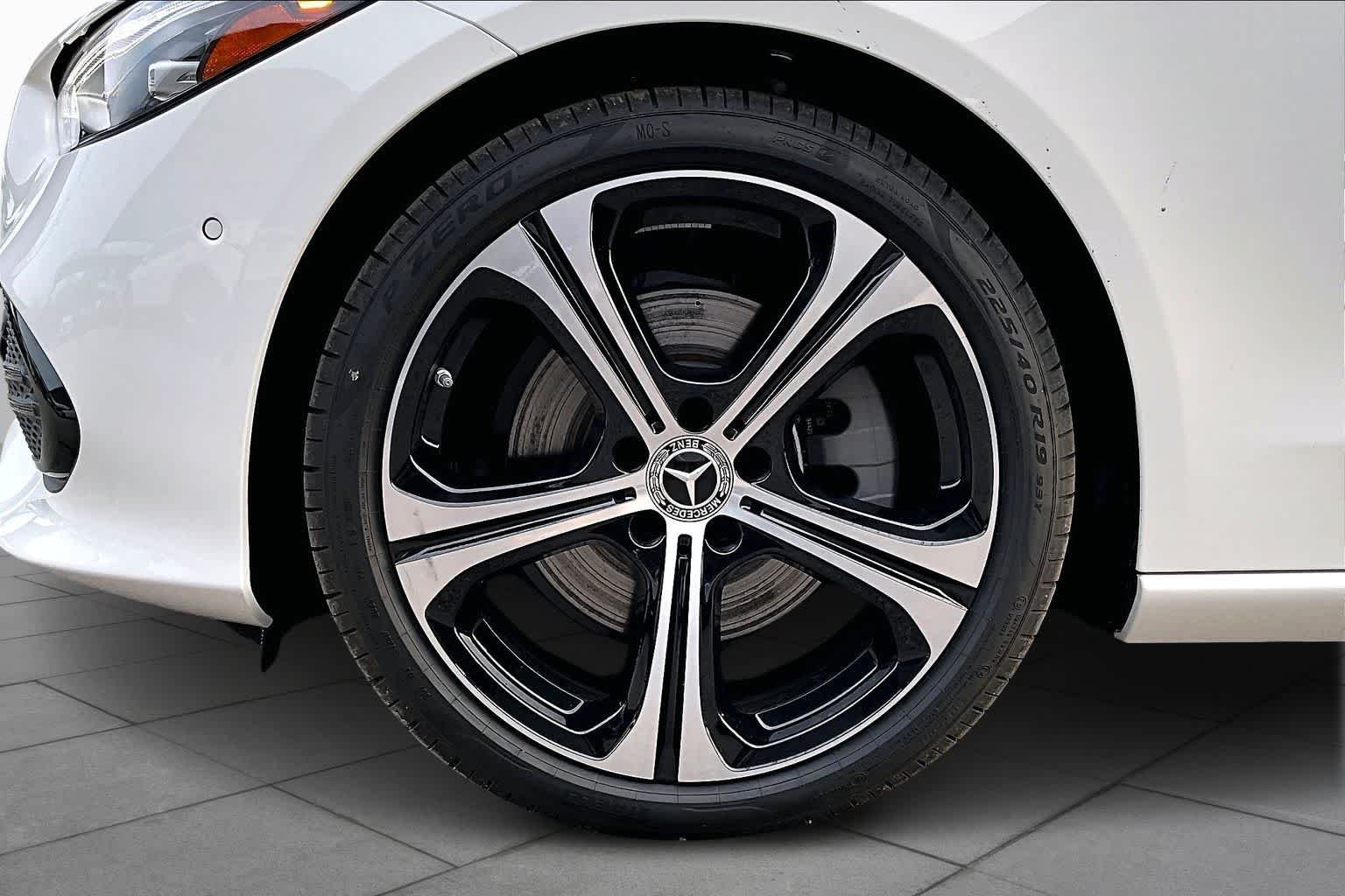 New 2026 Polar White Mercedes-Benz C 300 image 21