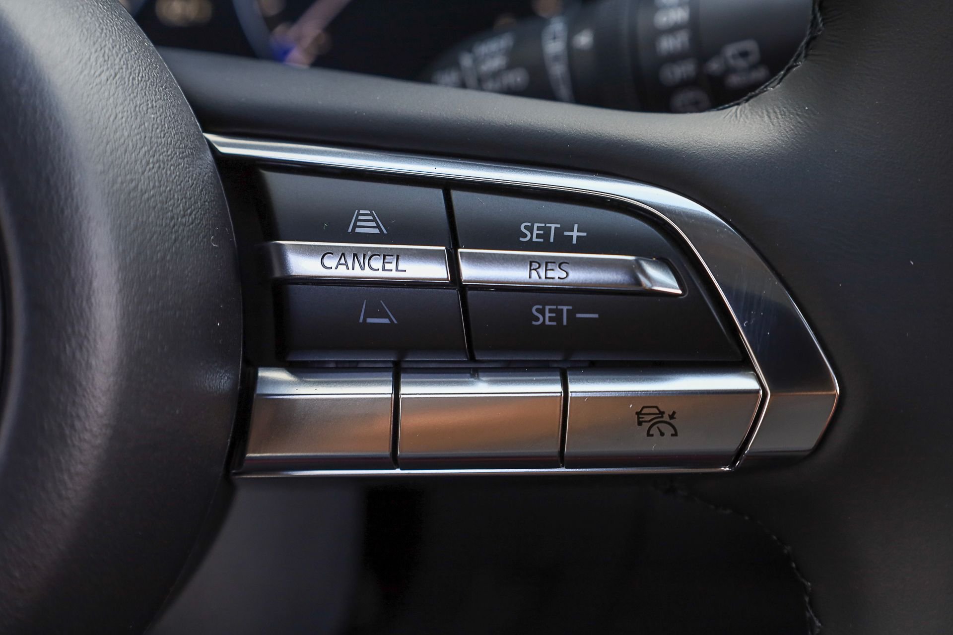 New 2026 Wind Chill Pearl Mazda Premium AWD image 19
