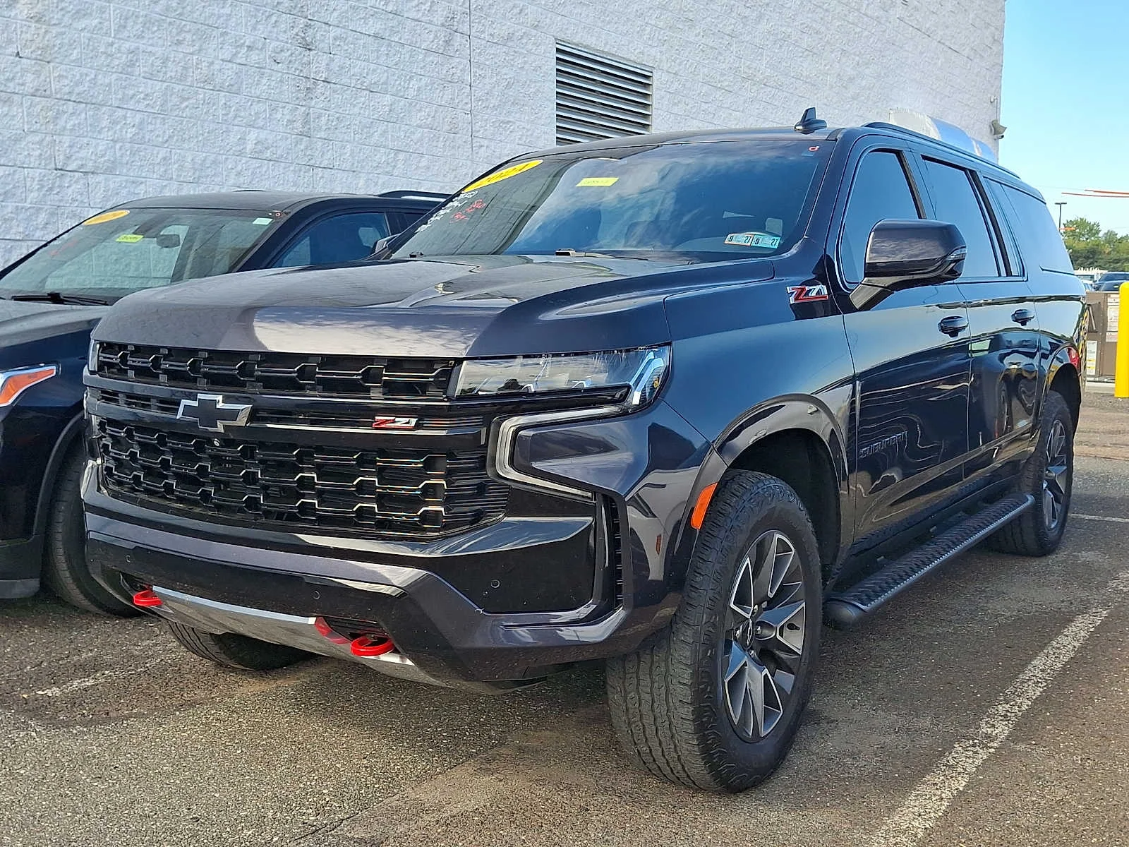 Used 2024 Dark Ash Metallic Chevrolet Z71 image 3