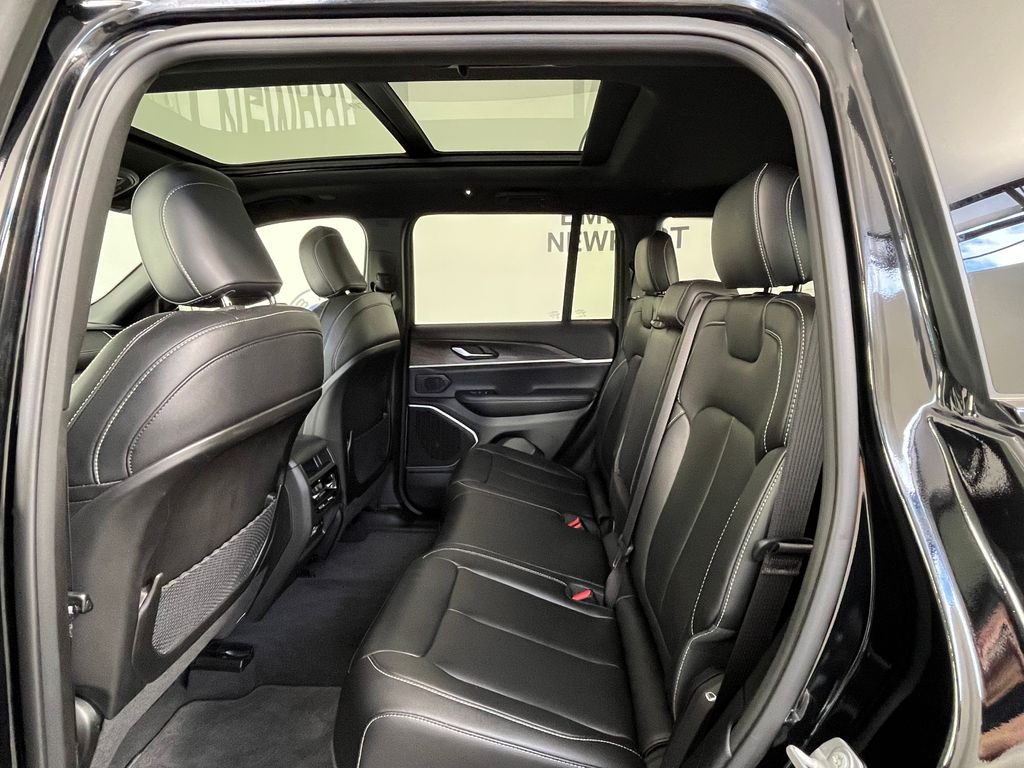 Used 2024 Black Jeep 4xe image 21