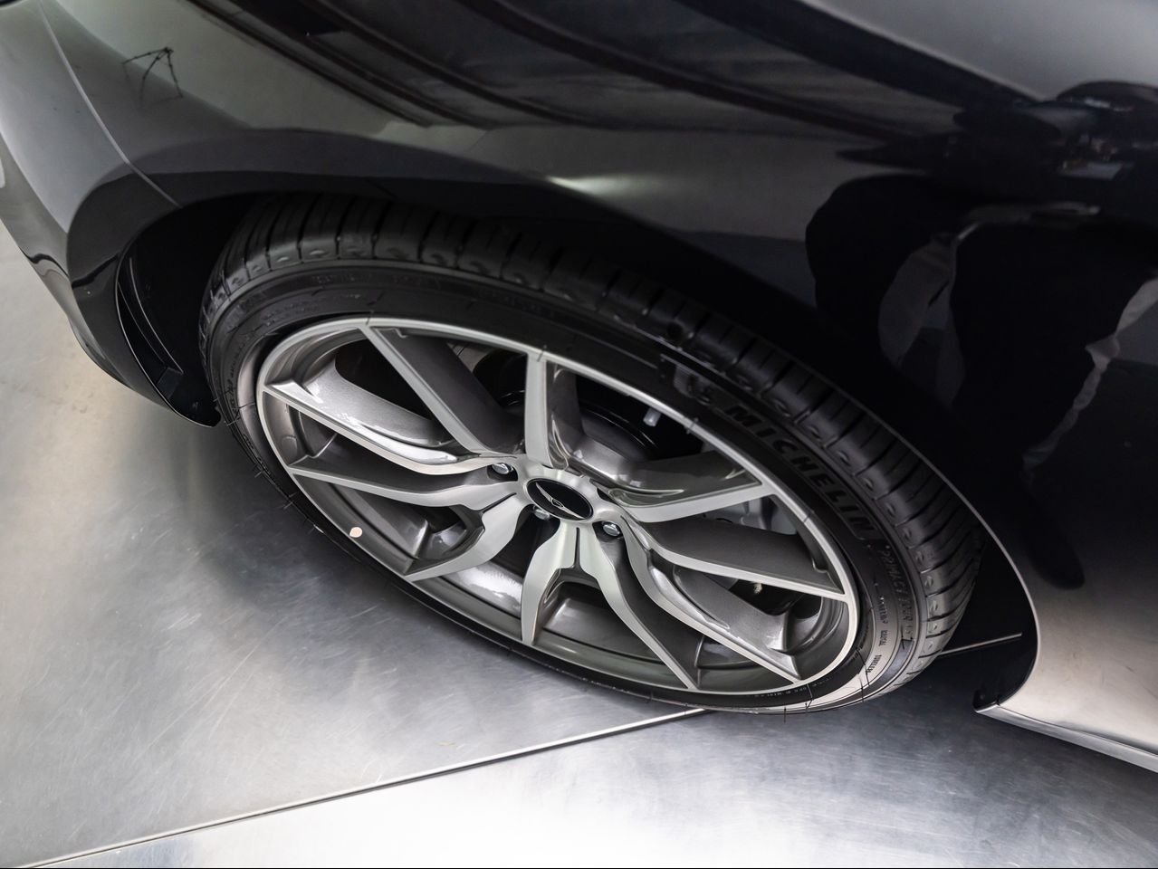 New 2026 Vik Black Genesis 2.5T PRESTIGE image 12