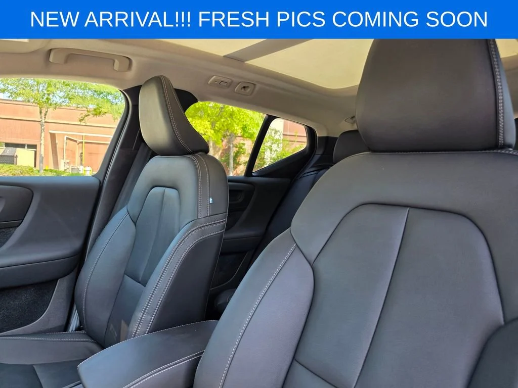 Used 2026  Volvo Plus image 9