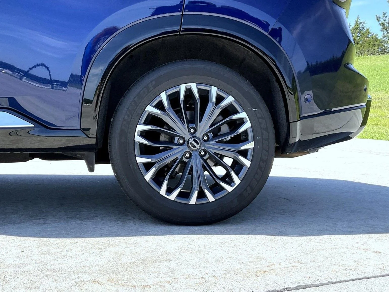 Used 2026 Blue Nissan Platinum image 23