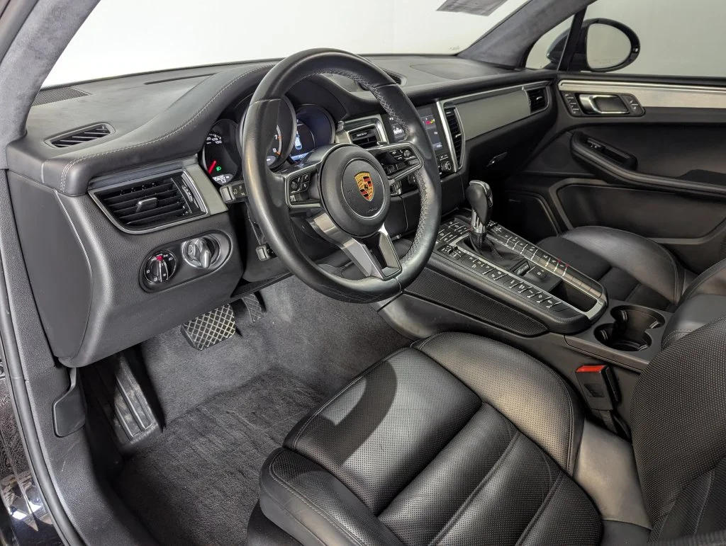 Used 2017 Black Porsche Turbo image 36
