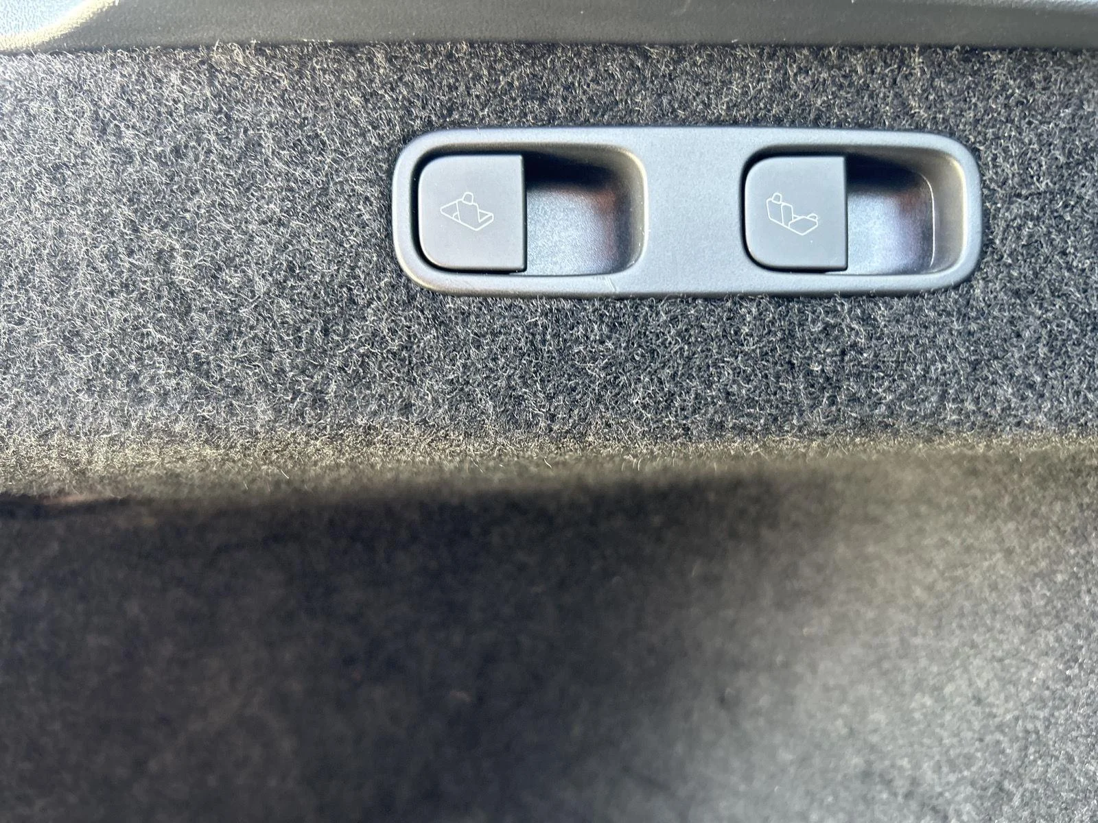 Used 2023 WHITE Tesla Long Range image 13