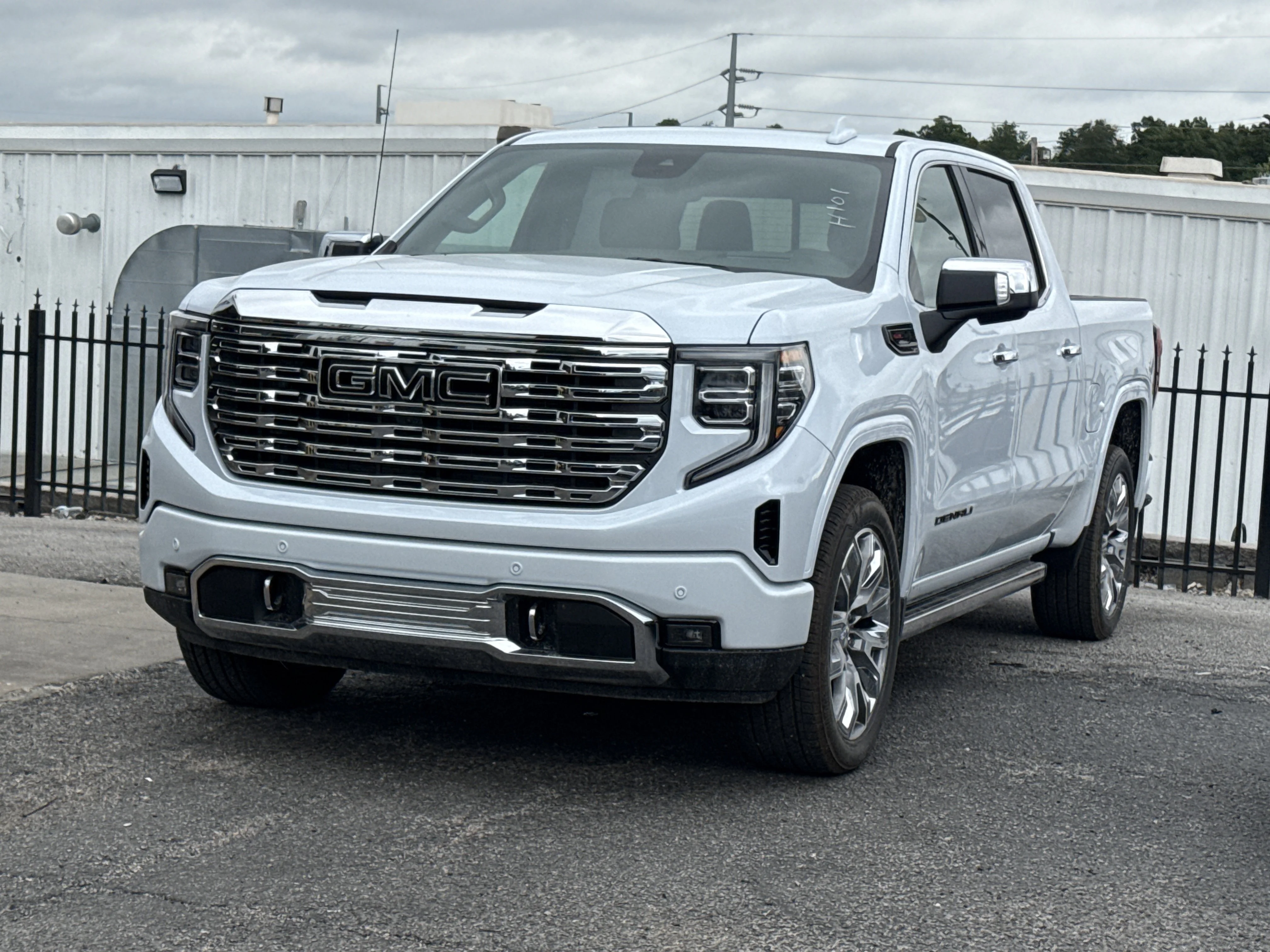 New 2026 Glacier White Tricoat GMC Denali 4WD image 9