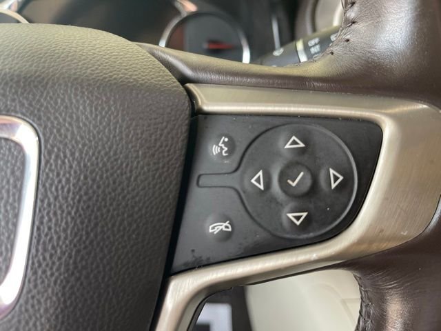 Used 2019 White GMC Denali image 18