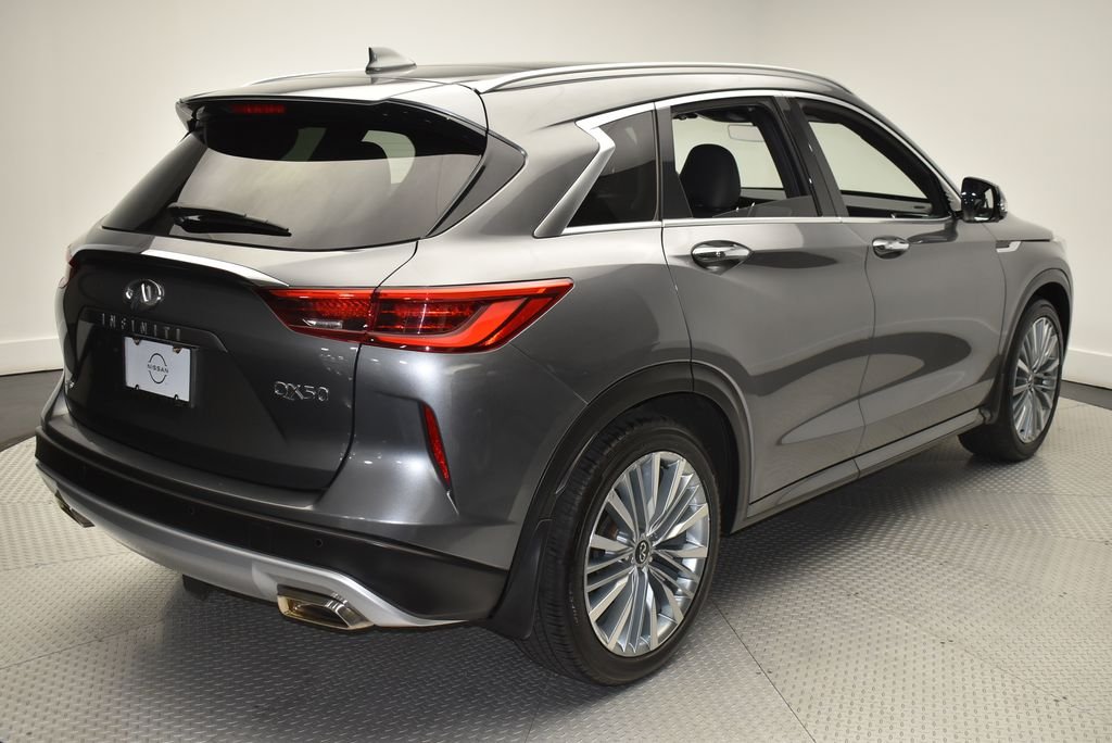 Used 2023 Gray INFINITI Autograph image 5
