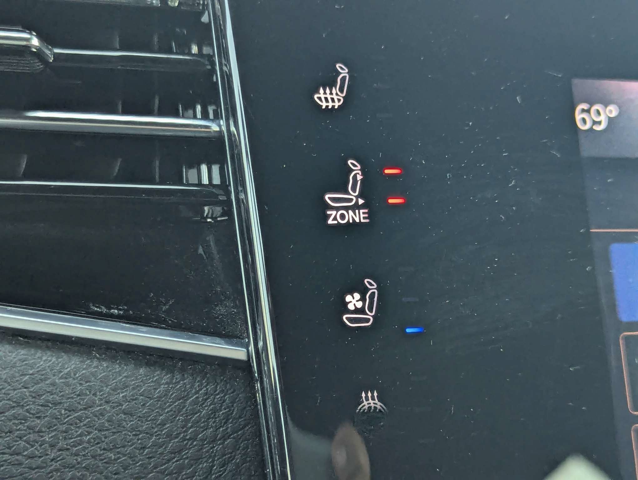 Used 2024 White Jeep Series II image 22