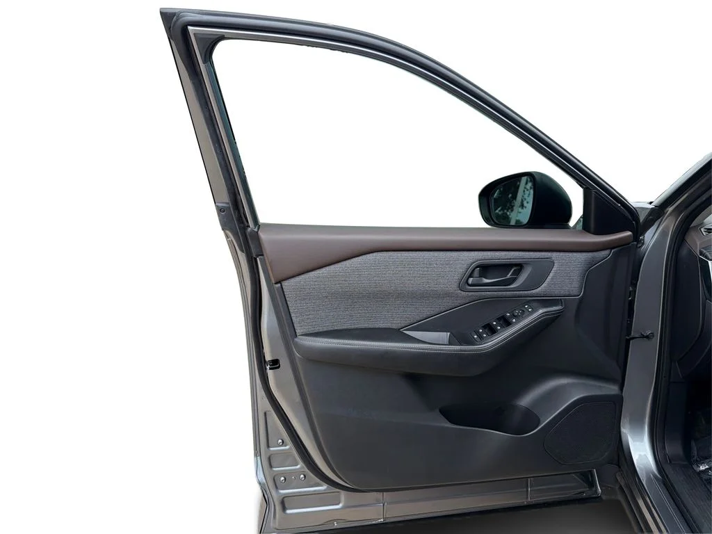 Used 2021 Gun Metallic Nissan S image 20