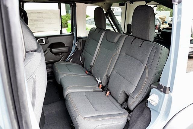 New 2026 Anvil Clear-Coat Exterior Paint Jeep Sport S image 25