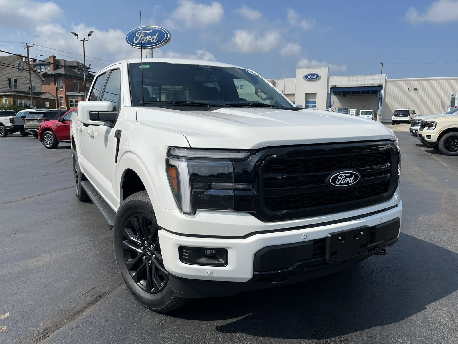 New 2026 Star White Metallic Tri-Coat Ford Lariat® image 4