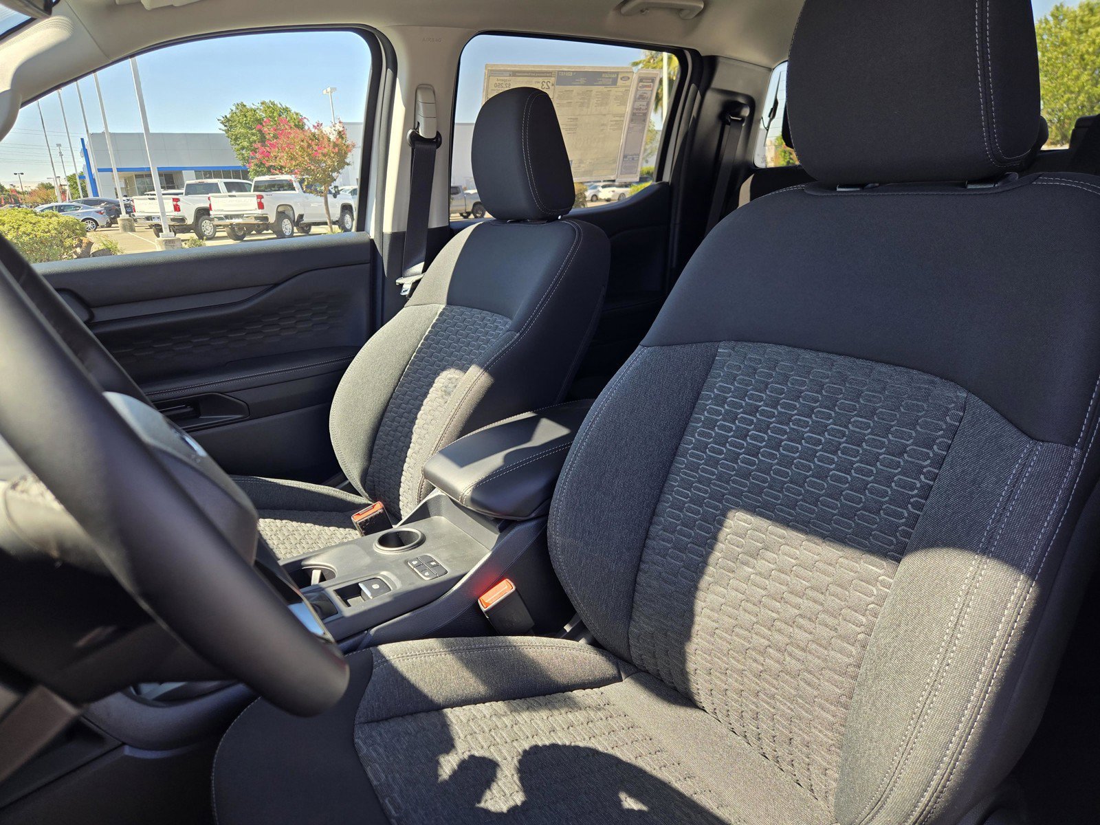 New 2026 Oxford White Ford XLT image 12