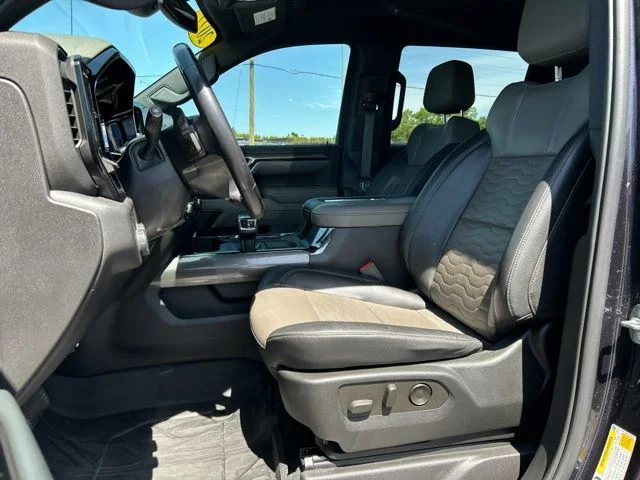 Used 2022 Ash Chevrolet ZR2 image 29