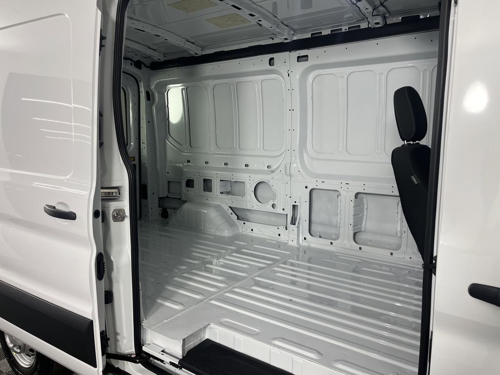 2025 Ford Transit Van Base - Photo 11