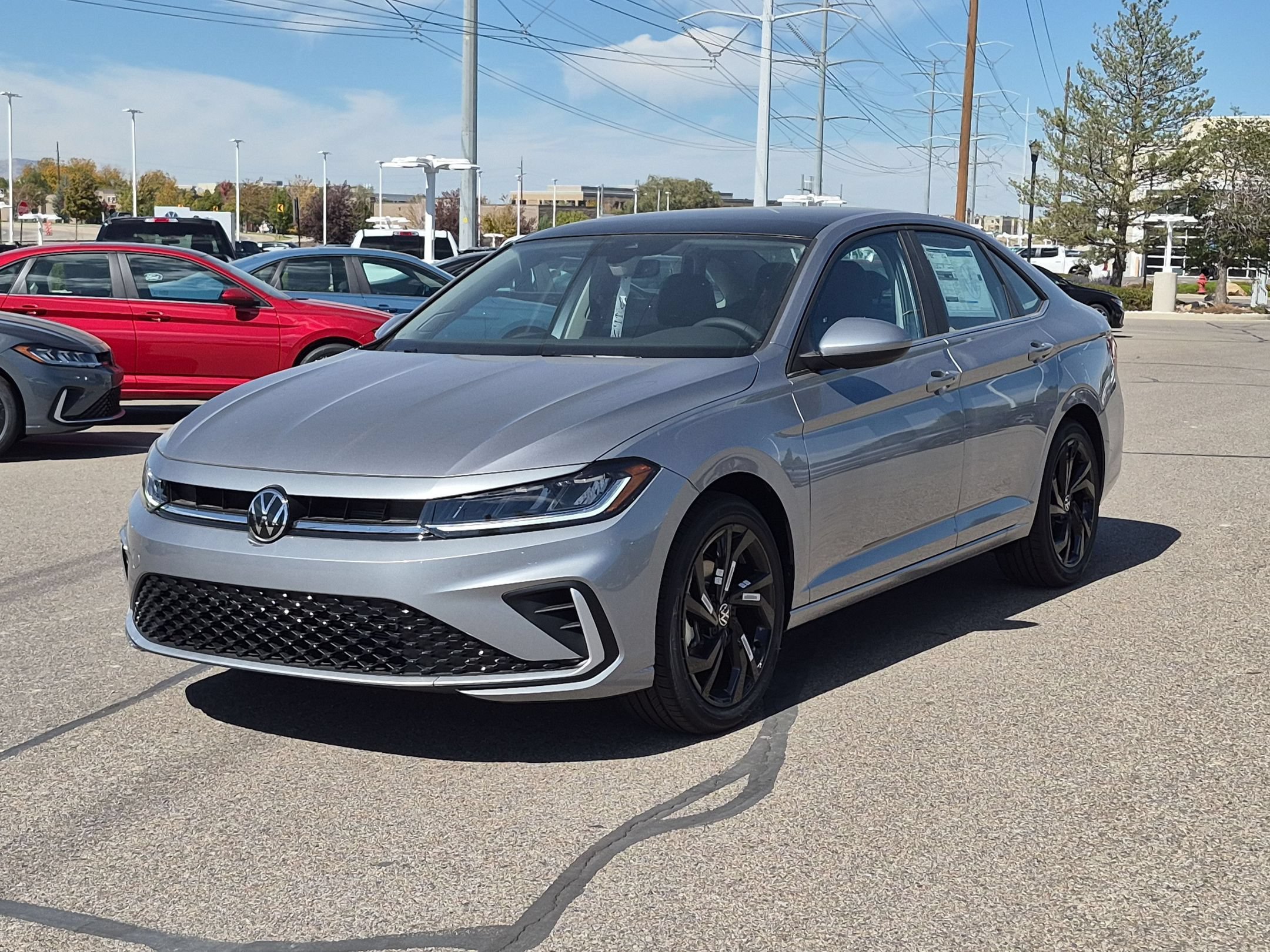 New 2027 Pyrite Silver Metallic Volkswagen SE image 8
