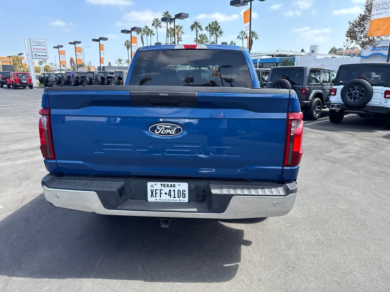 Used 2025 Atlas Blue Metallic Ford XLT image 13