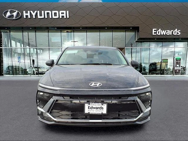 New 2026 Black Hyundai SEL Sport image 9