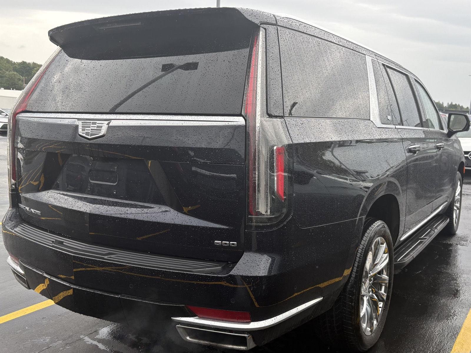 Used 2022 Dark Moon Blue Metallic Cadillac Premium Luxury image 6