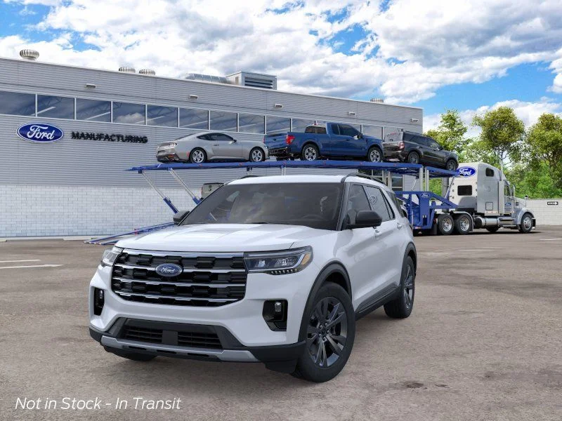 New 2026 Space White Metallic Ford Active image 3