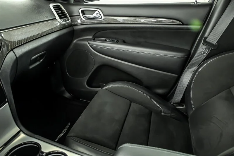 Used 2019  Jeep Trackhawk image 28