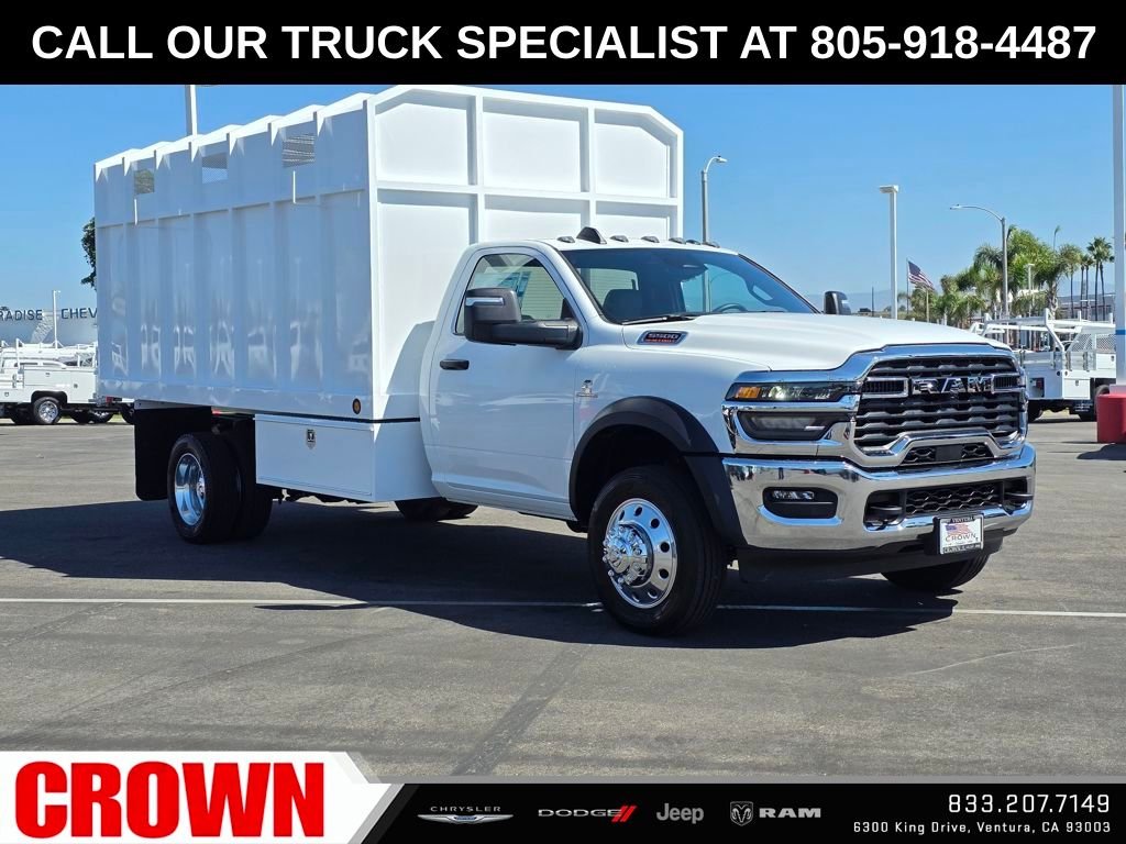 New 2025 RAM 5500 Chassis Cab Tradesman Regular Cab in Ventura