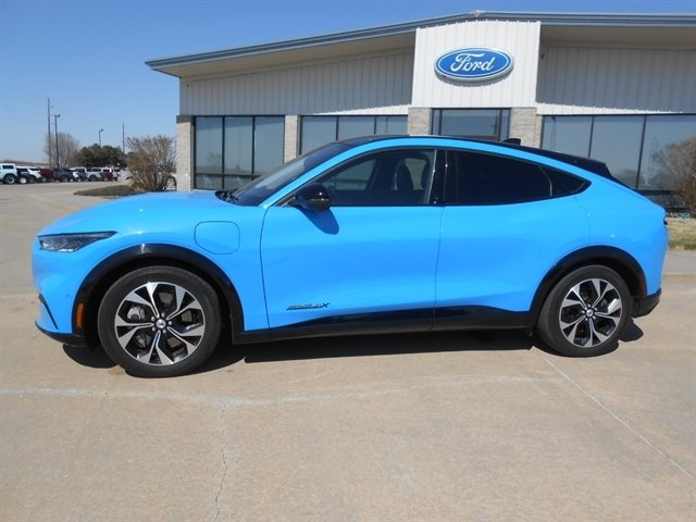 Used 2022 Ford Mustang Mach-E Premium AWD with VIN 3FMTK3SU9NMA45091 for sale in Tyndall, SD