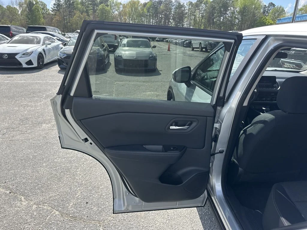 Used 2025 Silver Nissan SV image 26
