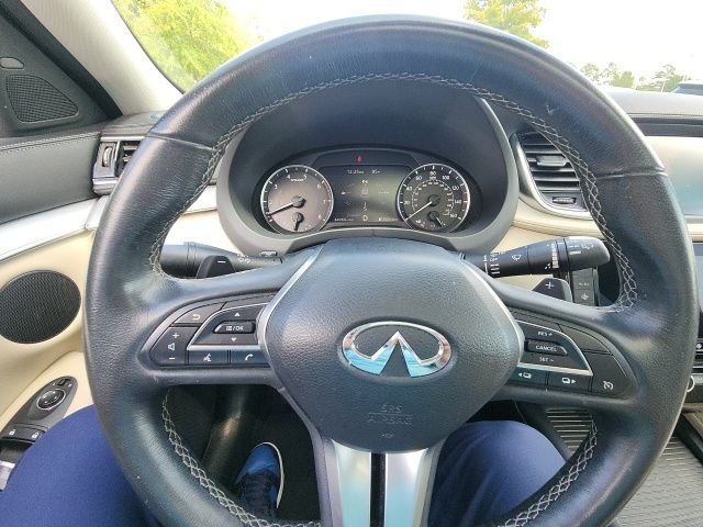 Used 2019 Gray INFINITI LUXE image 29