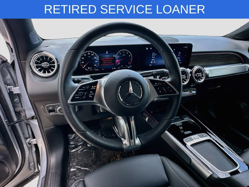 Used 2026 Cirrus Silver Metallic Mercedes-Benz GLB 250 image 11