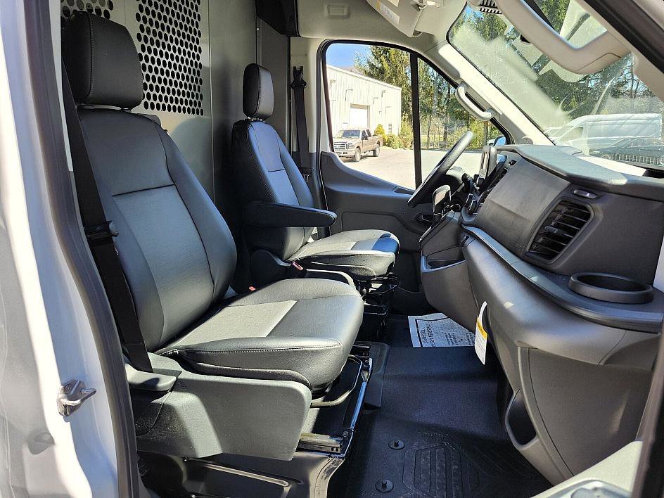 2024 Ford Transit Van Base - Photo 16