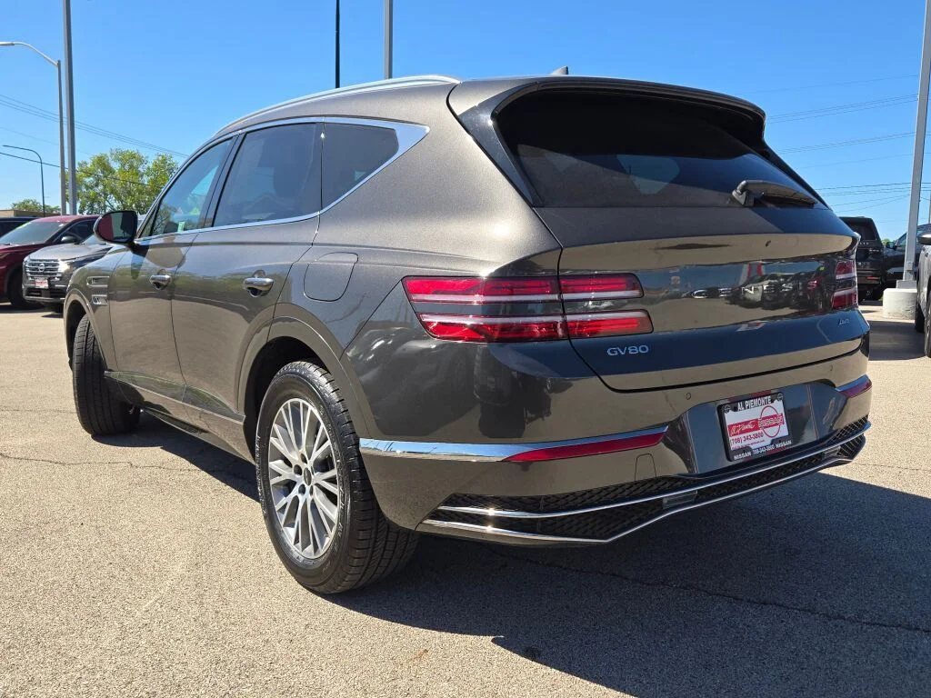 Used 2025 Gray Genesis 2.5T image 14
