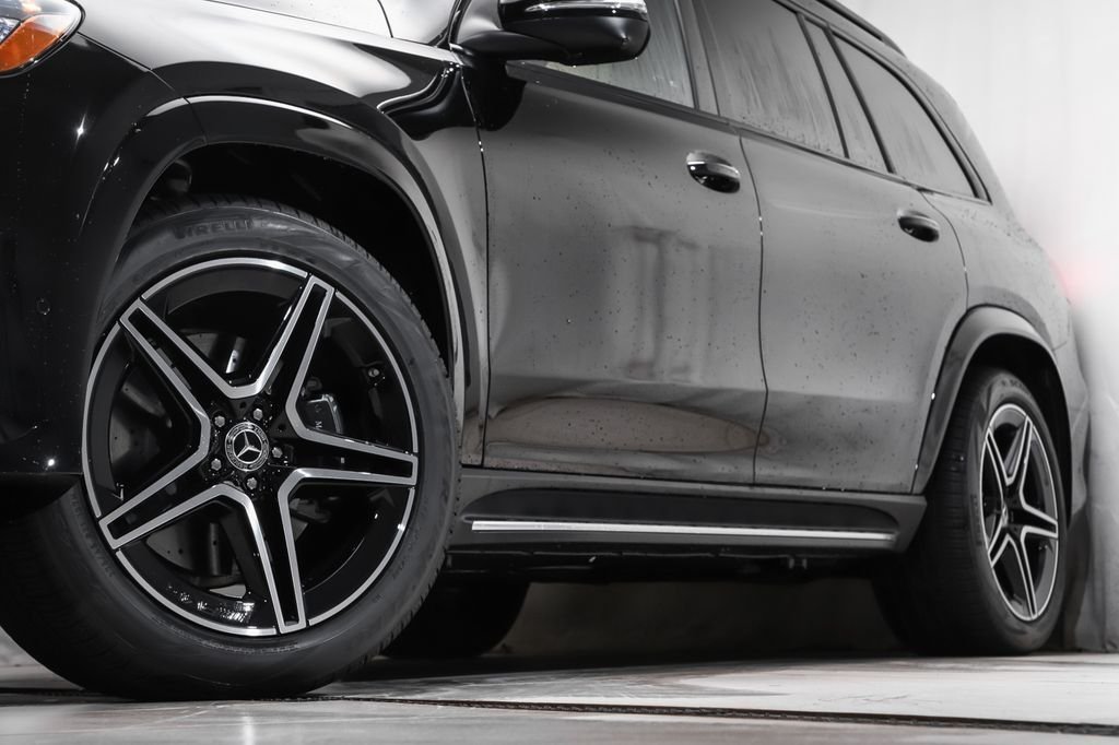 New 2026 Black Mercedes-Benz GLS 450 image 22