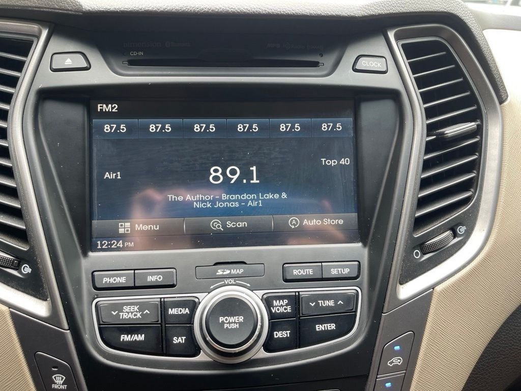 Used 2014 Brown Hyundai Base image 17