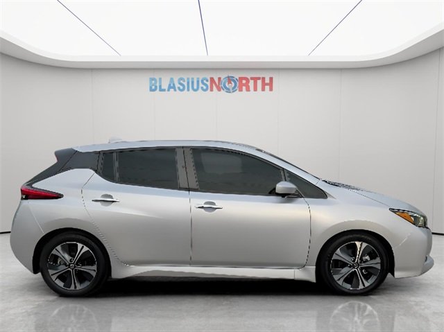 2020 Nissan Leaf SV photo 4