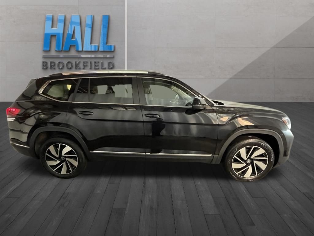 Certified Used 2024 Black Volkswagen 2.0T SEL image 7