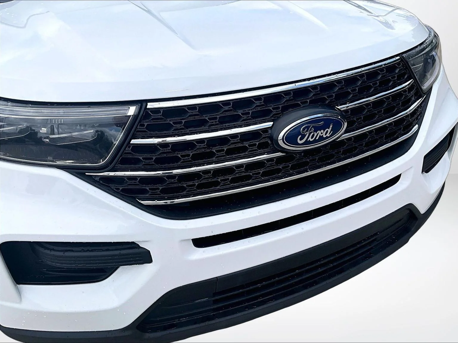 Used 2022 White Ford XLT image 29