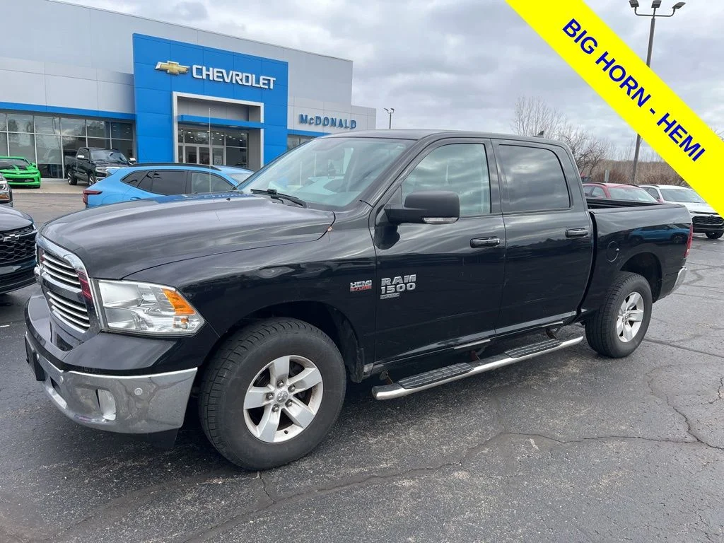 2019 RAM 1500 Classic Big Horn 4x4 Crew Cab 5'7's photo