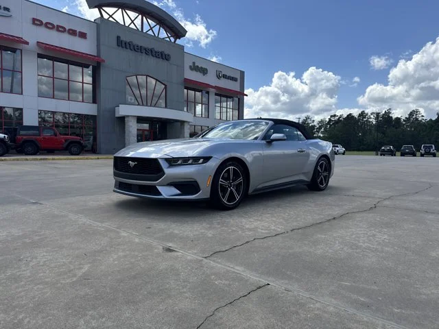 2024 Ford Mustang EcoBoost Convertible's photo