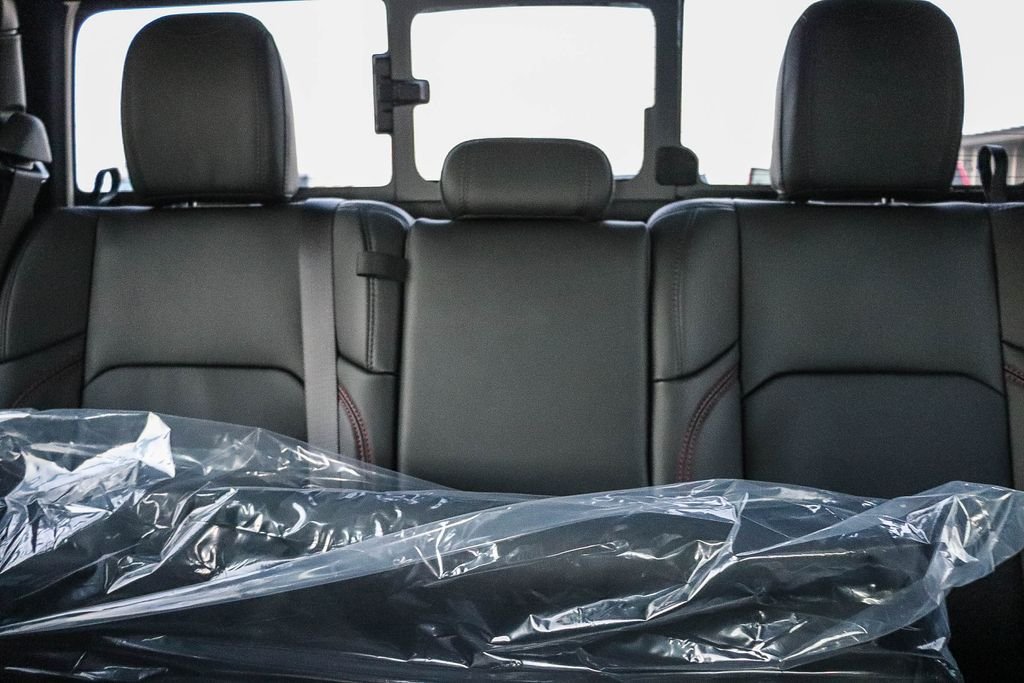 New 2026 Black Clearcoat Jeep Rubicon X image 26