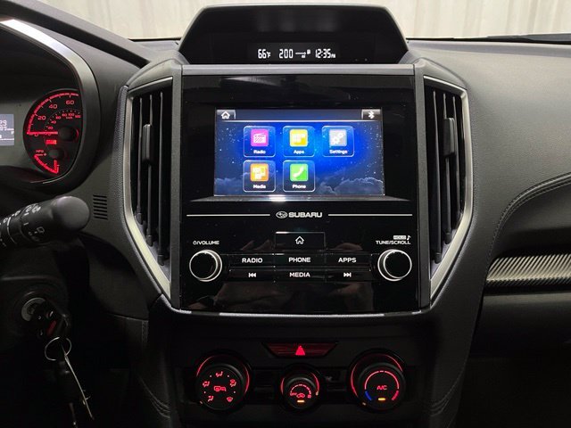 Used 2018 Silver Subaru 2.0i Premium image 18