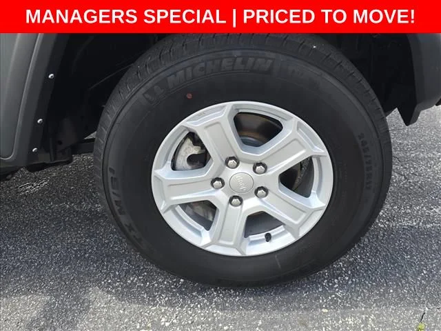 Used 2022 Green Jeep Unlimited Sport S image 33