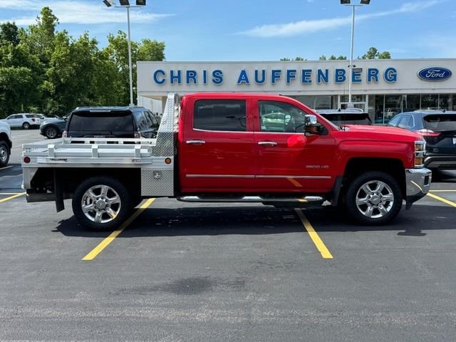 2018 Chevrolet Silverado HD LTZ 4WD Crew Cab Standard Box's photo