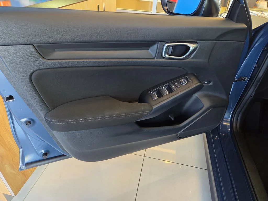 2025 Honda Civic Sport - Photo 9