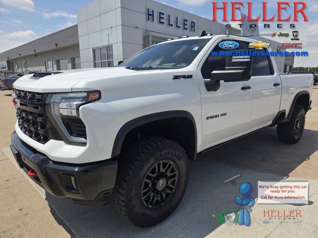 2025 Chevrolet Silverado HD ZR2 4WD Crew Cab Standard Box's photo